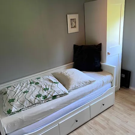펜션 Cosy Gottage With Private Surroundings *
