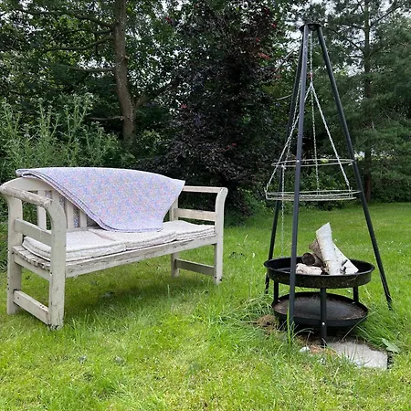 Cosy Gottage With Private Surroundings 펜션 *